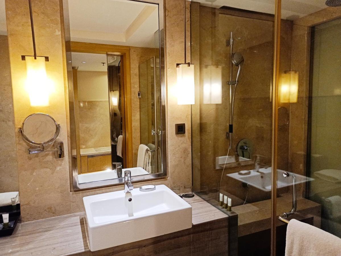Courtyard By Marriott Bilaspur Buitenkant foto