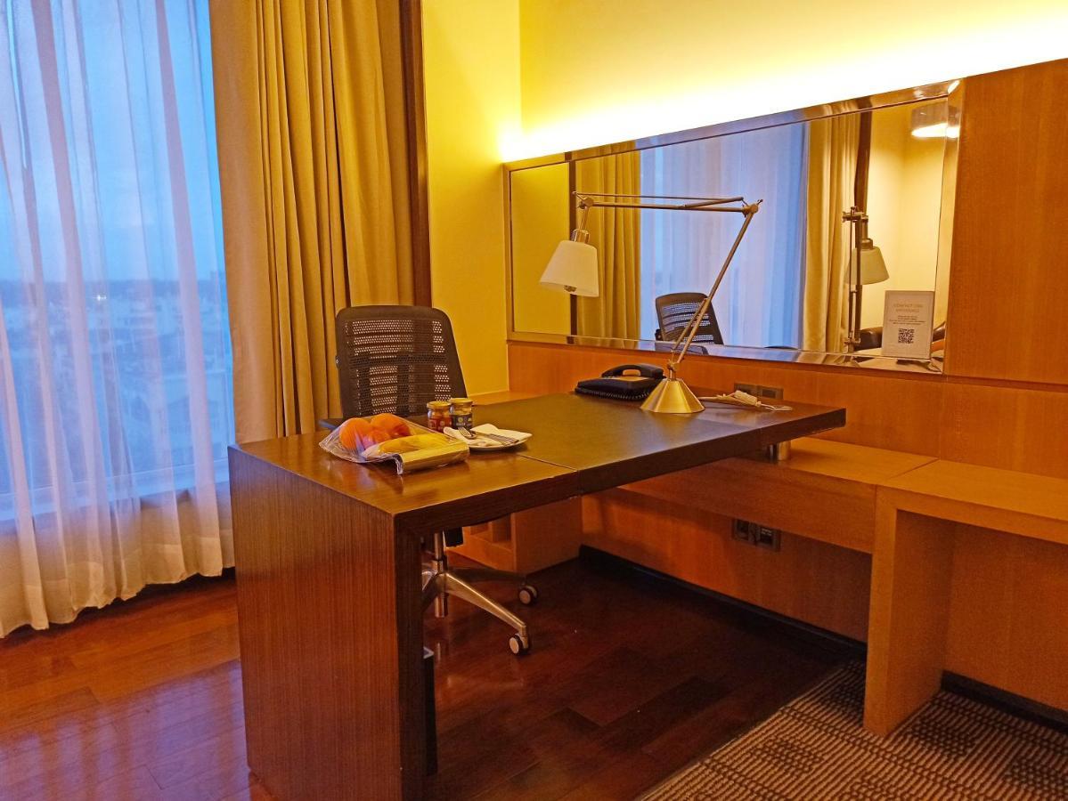 Courtyard By Marriott Bilaspur Buitenkant foto