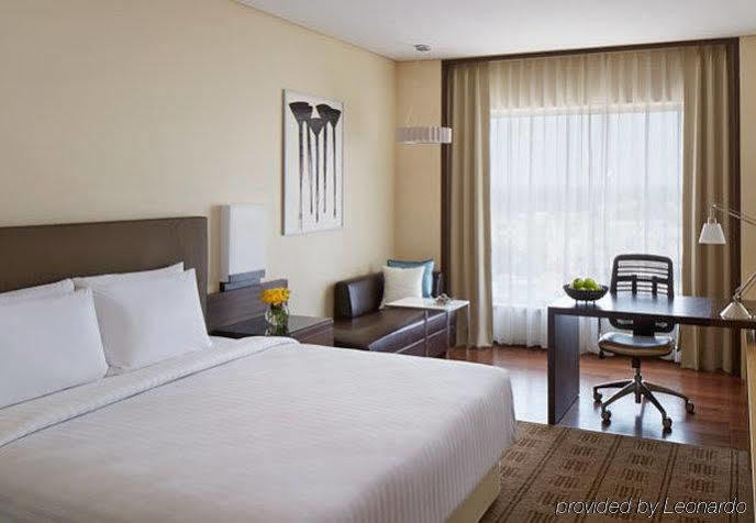 Courtyard By Marriott Bilaspur Buitenkant foto
